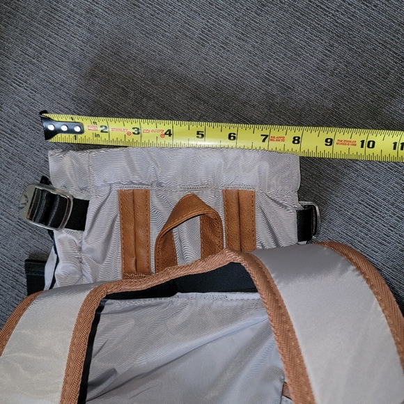 K9 SPORT SACK URBAN 2 In Grey with Faux leather accents sz XSMALL NWOT - Picture 9 of 16